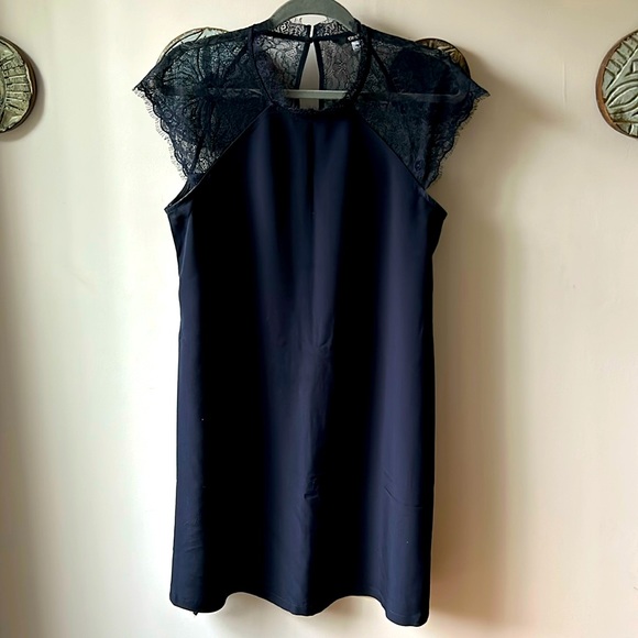 Only lace detailed dress in navy blue size 10 - Picture 2 of 6
